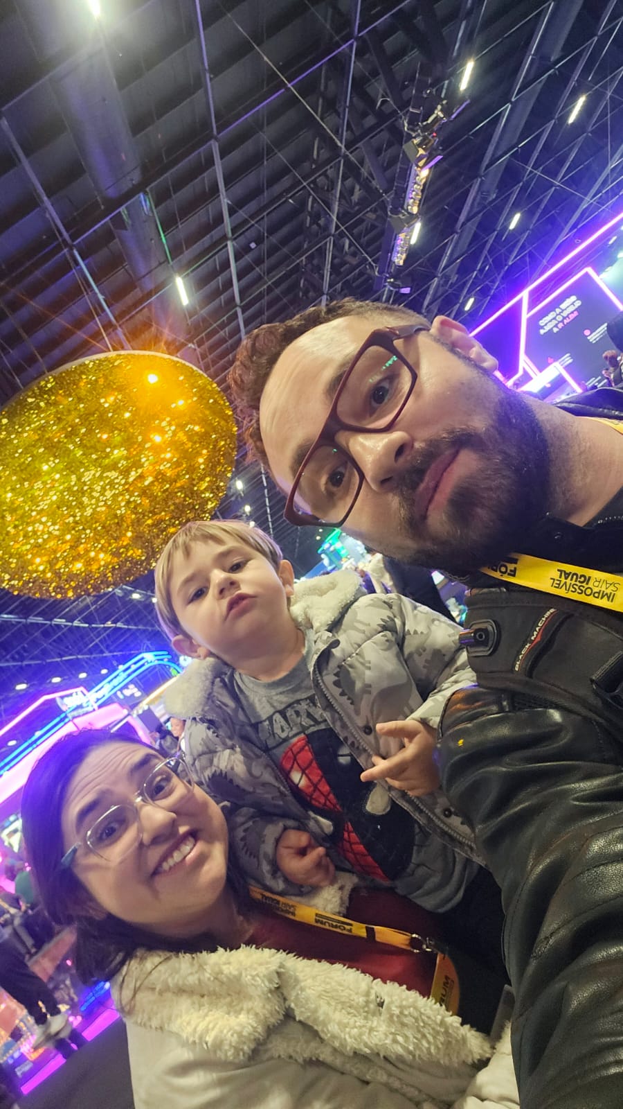 Família ObliKo — Thiago, Gislaine e filho